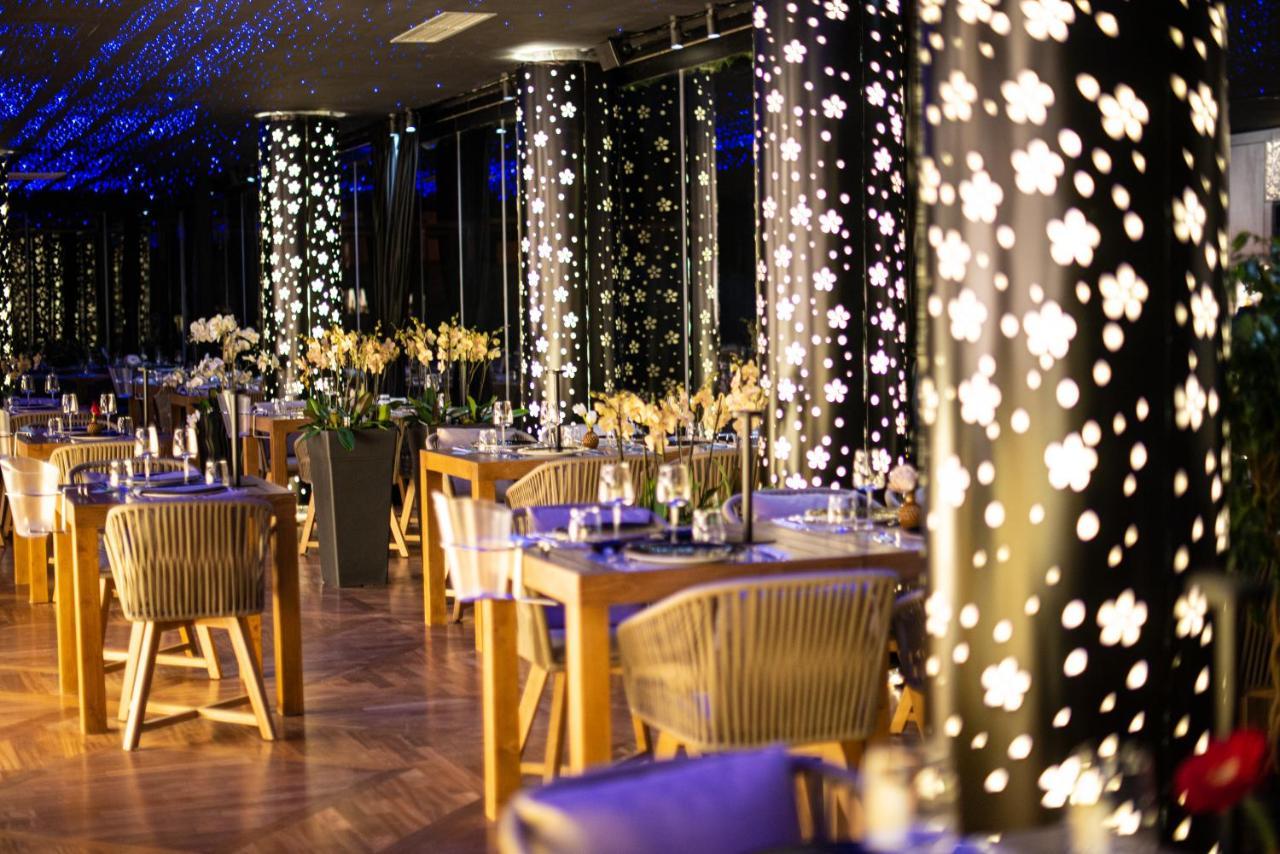 Arka Art Hotel Tirana Bagian luar foto The interior of the restaurant